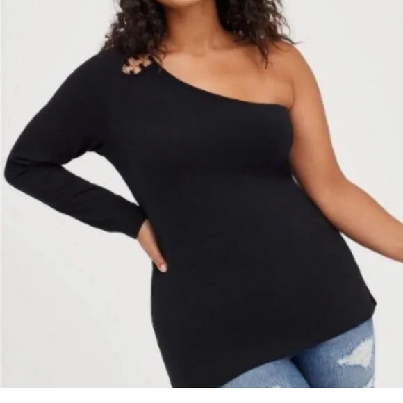 torrid Tops - Torrid One Shoulder blouse ,Foxy Black EUC
